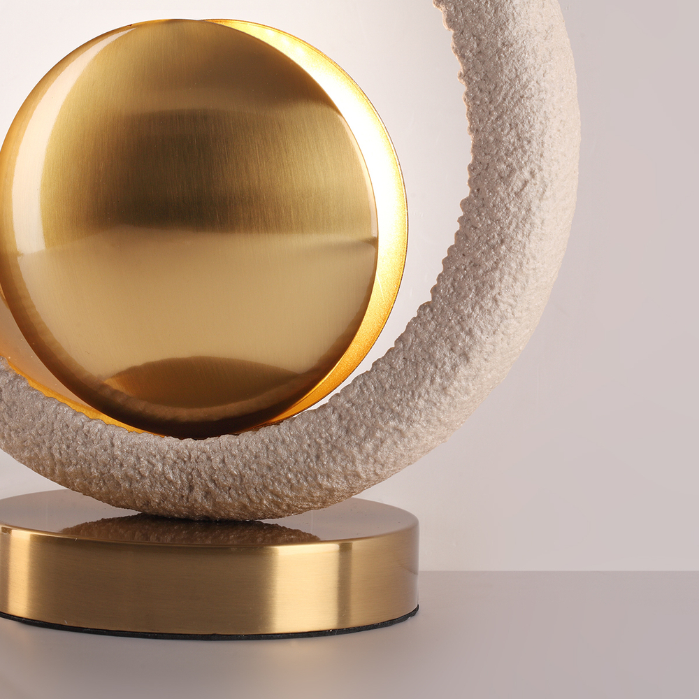 Настольная лампа Saturn