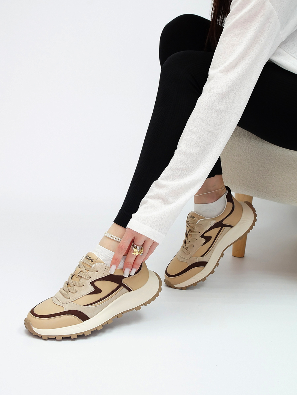 Кроссовки женские демисезонные