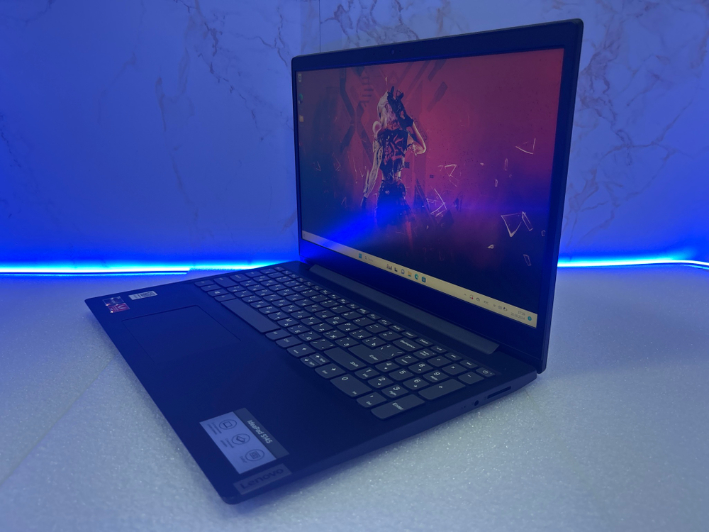 Ноутбук Lenovo IdeaPad S145-15API (81UT007GRU) 15.6 "/AMD Ryzen 5 3500U/RAM 8 ГБ/SSD 256GB/AMD Radeon Vega 8/1920x1080/TN/Windows 11/Подсветка кл-ры: Нет/черный