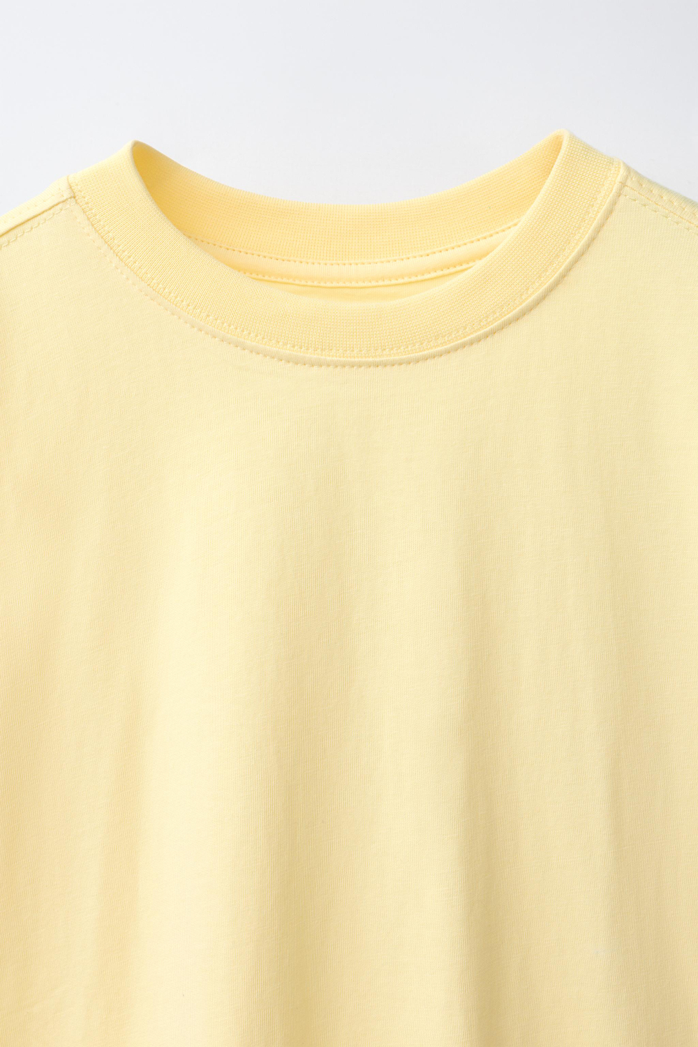 ZARA БАЗОВАЯ ОДНОТОННАЯ ФУТБОЛКА, МЯГКИЙ ЖЕЛТЫЙ