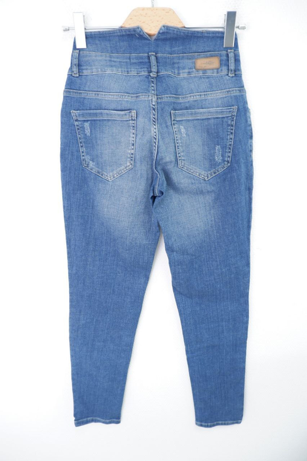 Джинсы Pantama базовые 42 размер