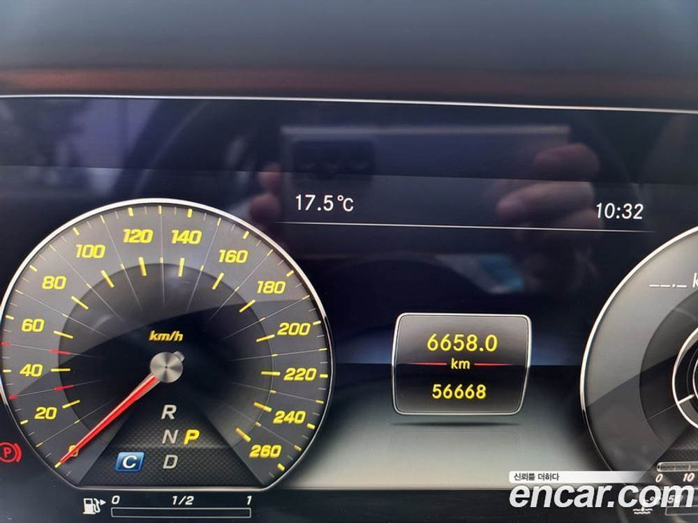 Mercedes-Benz E-Class W213 E300 4MATIC Exclusive (08.2019)