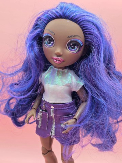 Кукла Rainbow High Krystal Bailey 095