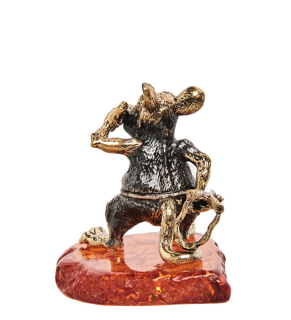 Народные промыслы AM-1846 Фигурка «Крыс с рогаткой» (латунь, янтарь)