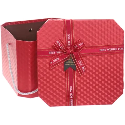 Коробка подарочная «Близкому человеку» 21*21*16 см, красный