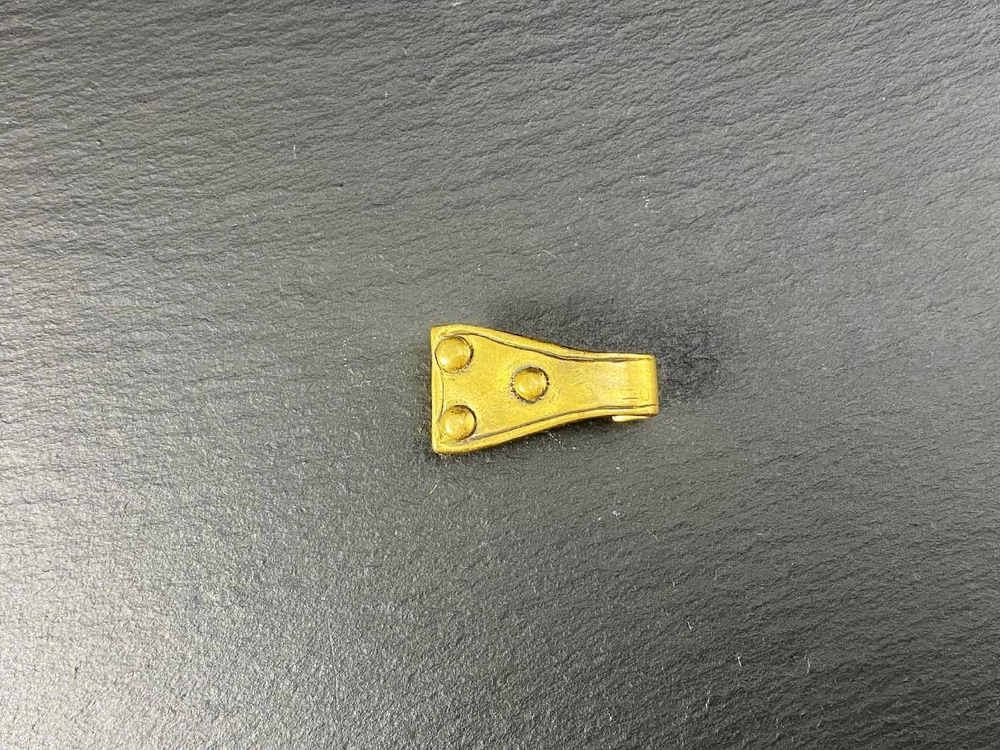 Крепёж для пряжки. Русь, Европа, Готланд 10-15 в.