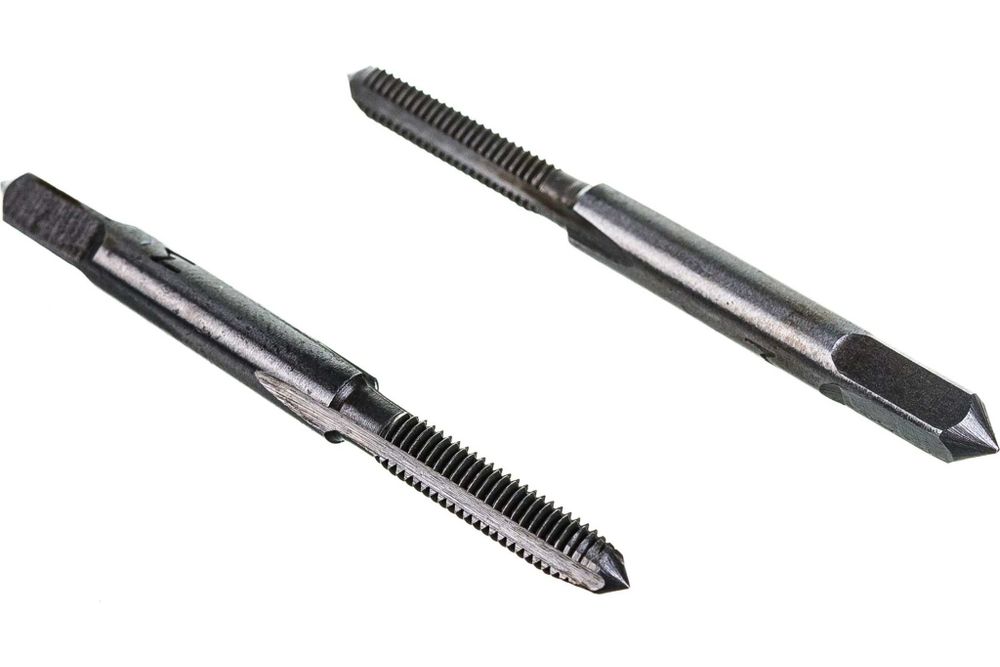 Метчики метрические,легированная сталь набор 2 шт М4х0,7мм