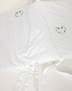 Бампер для детской кроватки Сердечки от Bovi