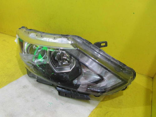 Битая Фара правая Nissan Qashqai J11 13-19 галоген