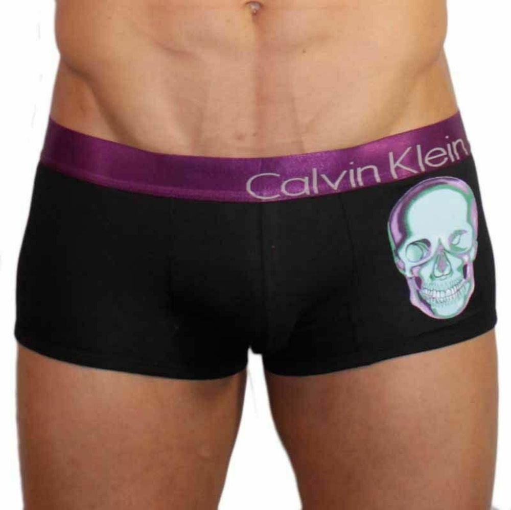 Мужские трусы хипсы черные с черепом Calvin Klein Boxer Black