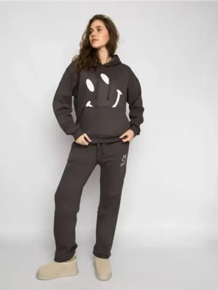 Спортивный костюм утепленный с капюшоном