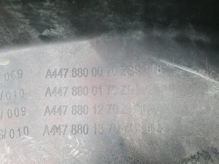 Бампер передний Mercedes V w447 (2014-2019)