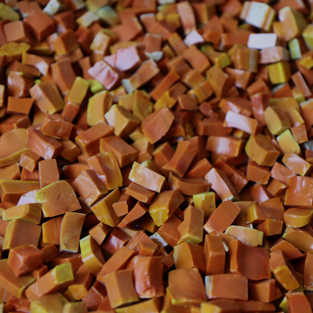 Смальта красного цвета