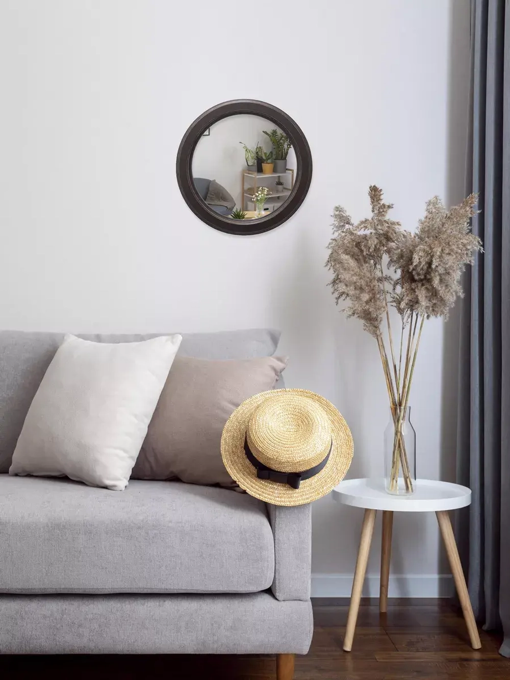 Зеркало настенное для прихожей 37 см