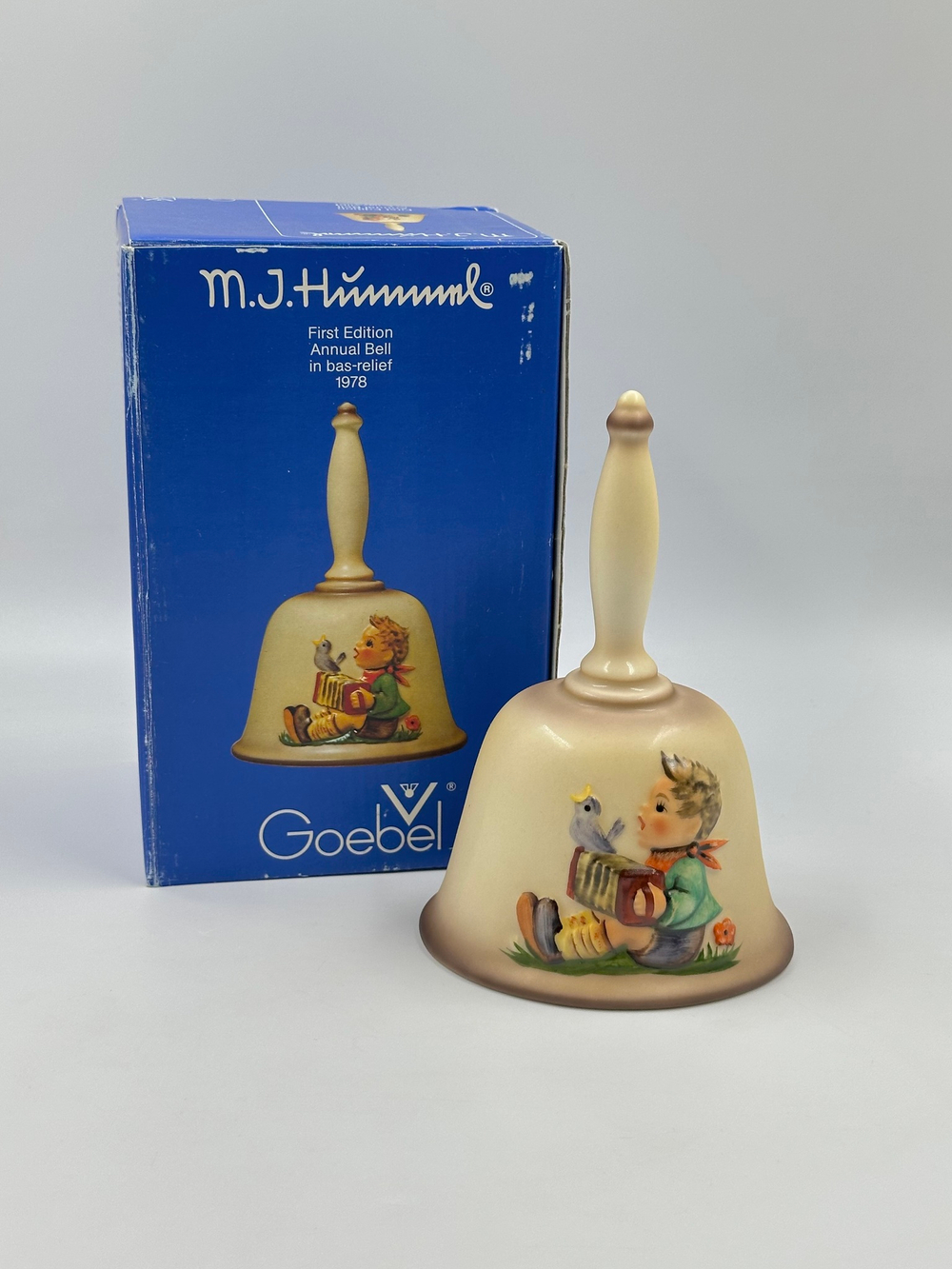 Колокольчик Goebel 1978 год