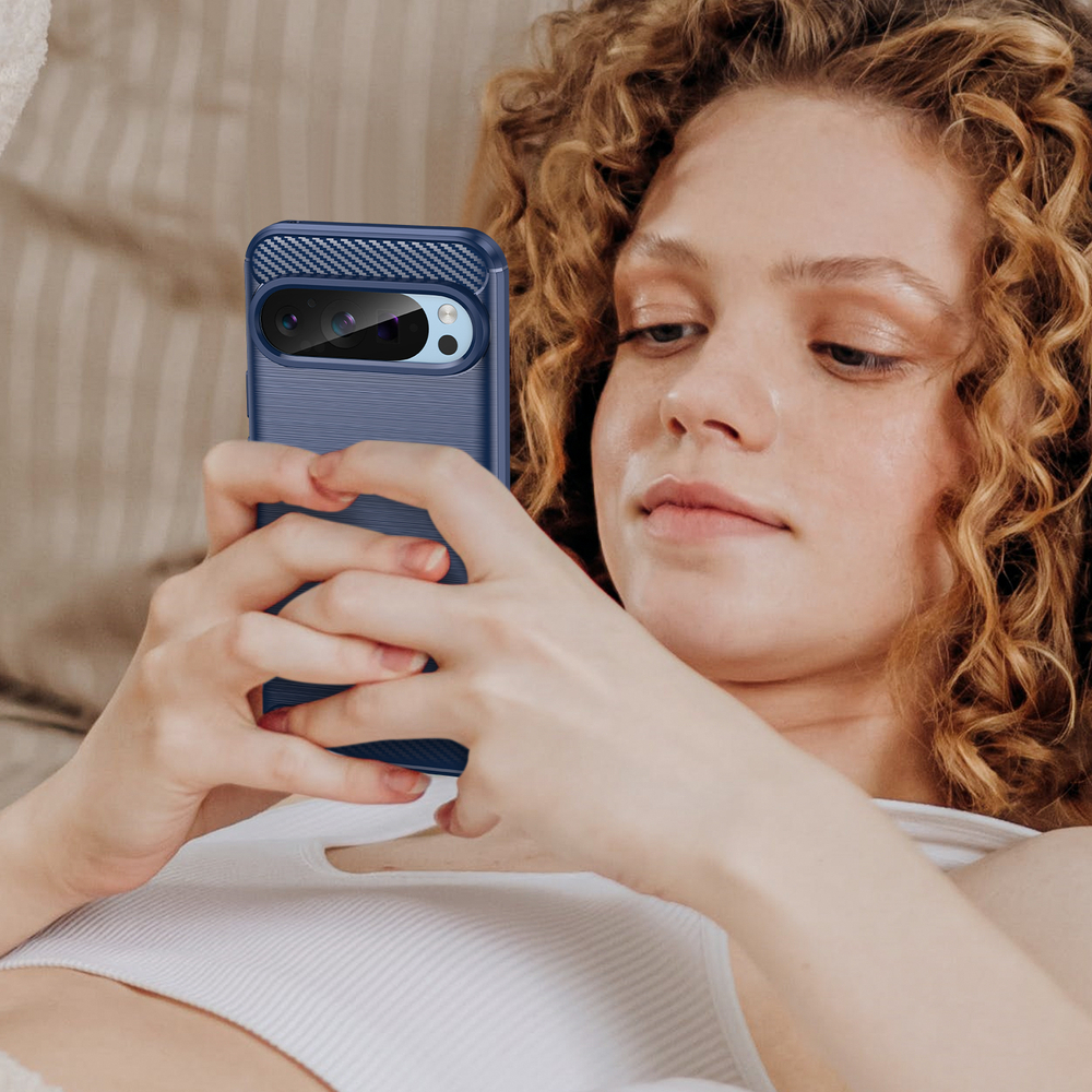 Чехол синего цвета с дизайном под карбон на Google Pixel 9 Pro, серия Carbon от Caseport