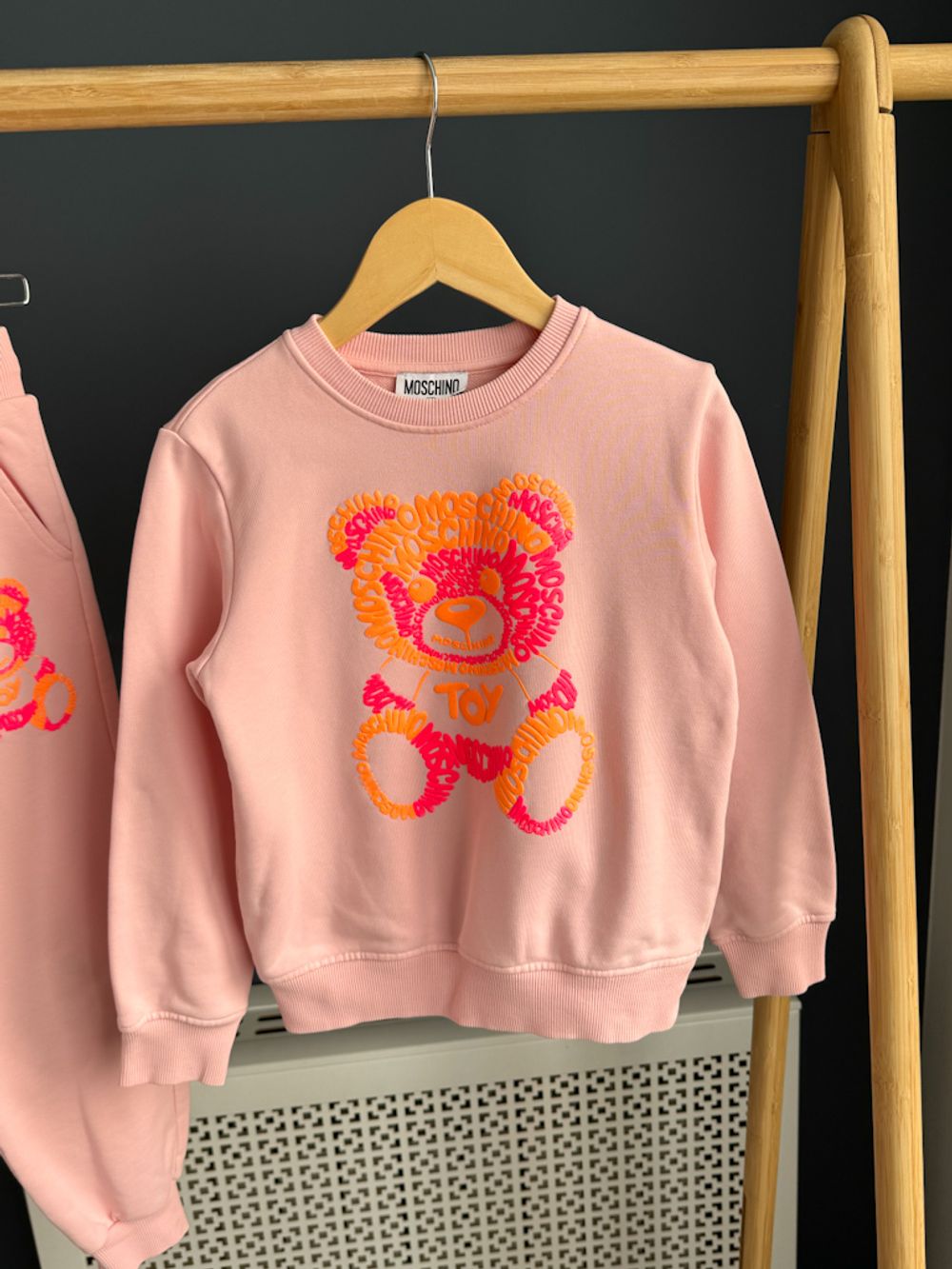 Хлопковый костюм Moschino, 128