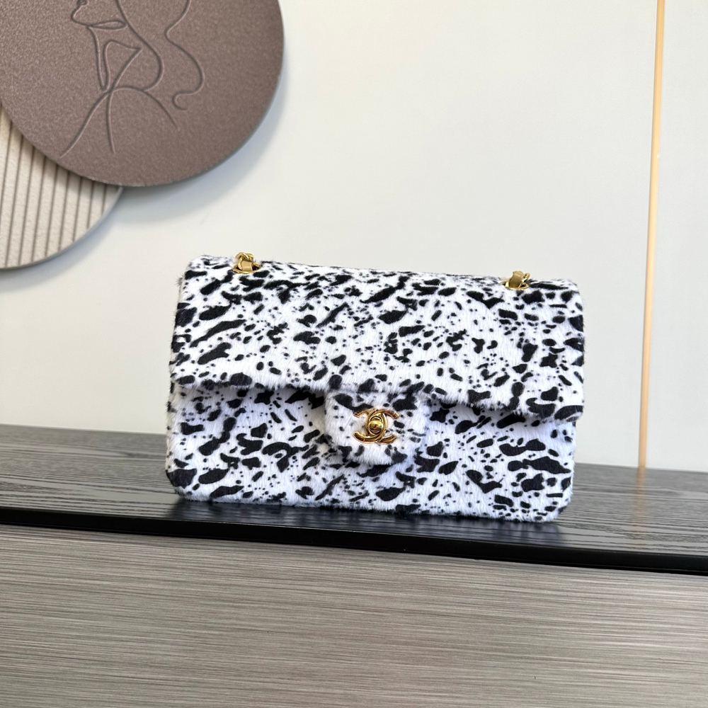 Chanel Classic 11.12 Handbag 25 cm
