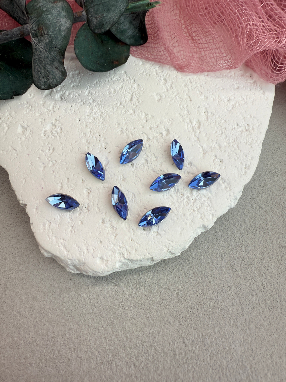 Наветт Navette 10*5 мм, Sapphire