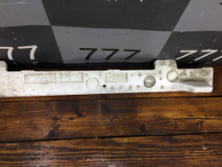 Наполнитель левого порога Toyota Camry (XV50) Б/У Оригинал 7586433020