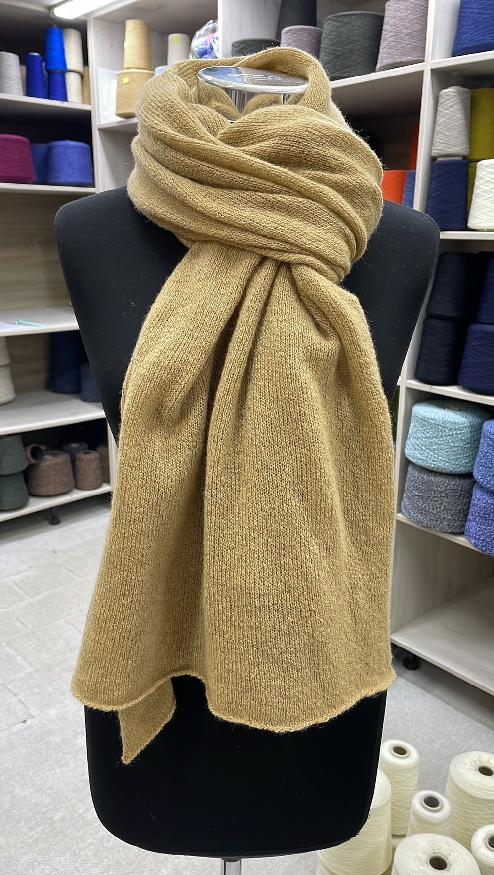 Бобинная пряжа для вязания (300 гр.) Mille Fili S.P.A. 72% меринос 28% полиамид