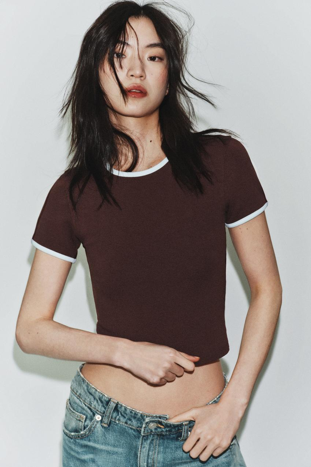 ZARA ФУТБОЛКА С КОНТРАСТНЫМИ ДЕТАЛЯМИ, КОРИЧНЕВЫЙ