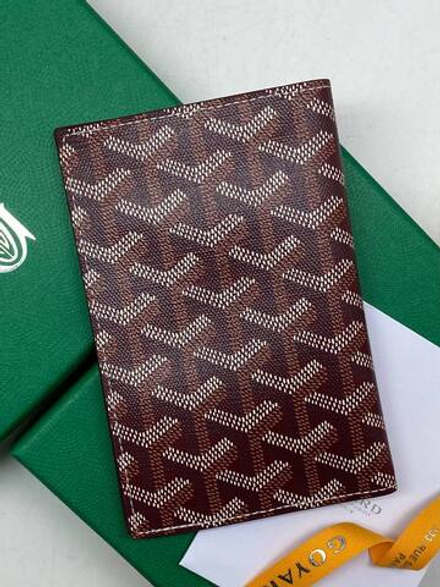 Обложка для паспорта Goyard