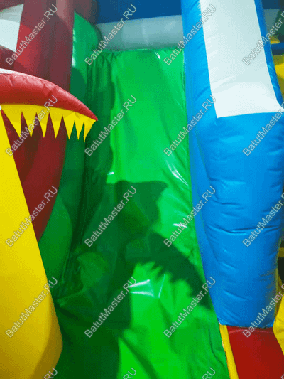 Коммерческий батут "Белый клык" с механизированной головой, цвет красно-желтый, 6х5х4 м