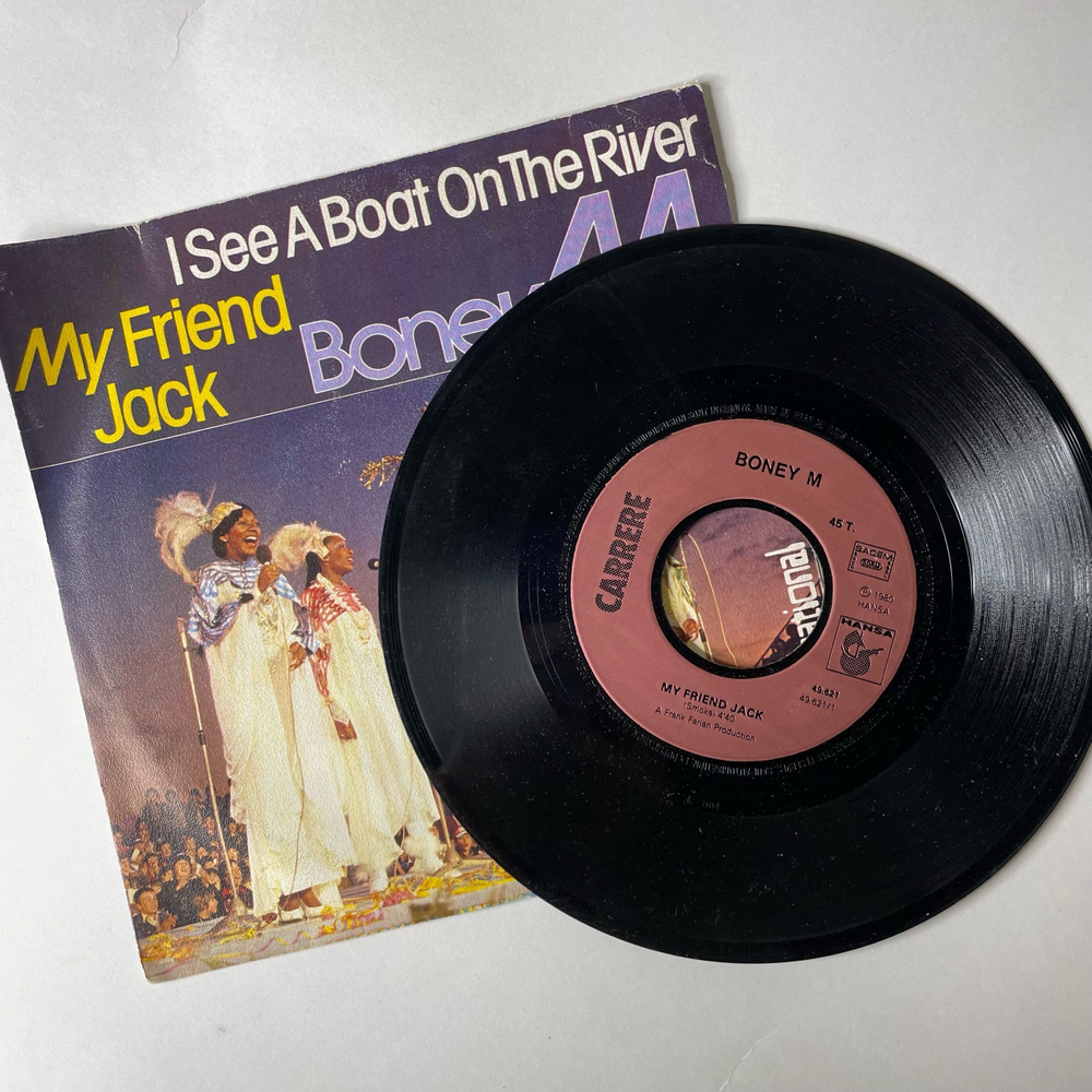 Винтажная виниловая пластинка 7 дюймов (маленькая пластинка) Boney M. My Friend Jack / I See A Boat On The River (Франция 1980)