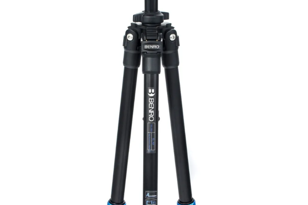 Штатив Benro TSL08AS2CSH Slim c видеоголовой, алюминиевый