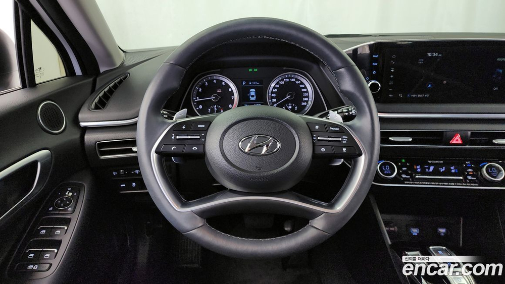 Hyundai Sonata (DN8) 2.0 (10.2020)