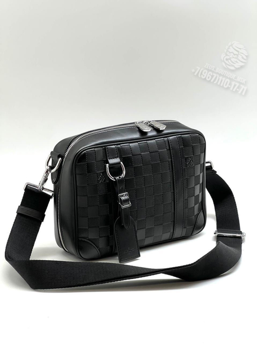 Сумка нагрудная/через плечо Louis Vuitton