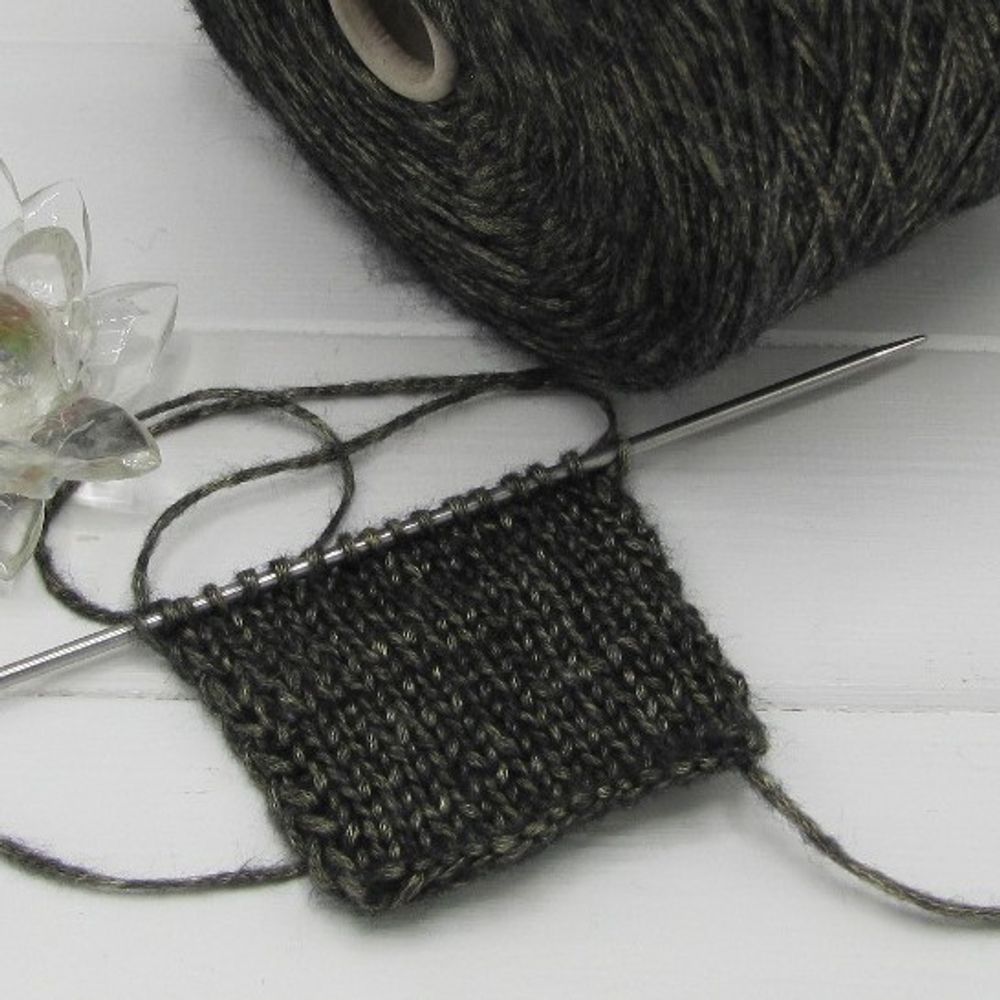 46% меринос 16% виско3а 35% полиамид 3% акрил