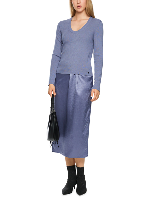 Пуловер из шерсти