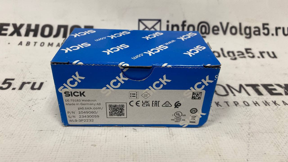 SICK WL9-3P2232 новое