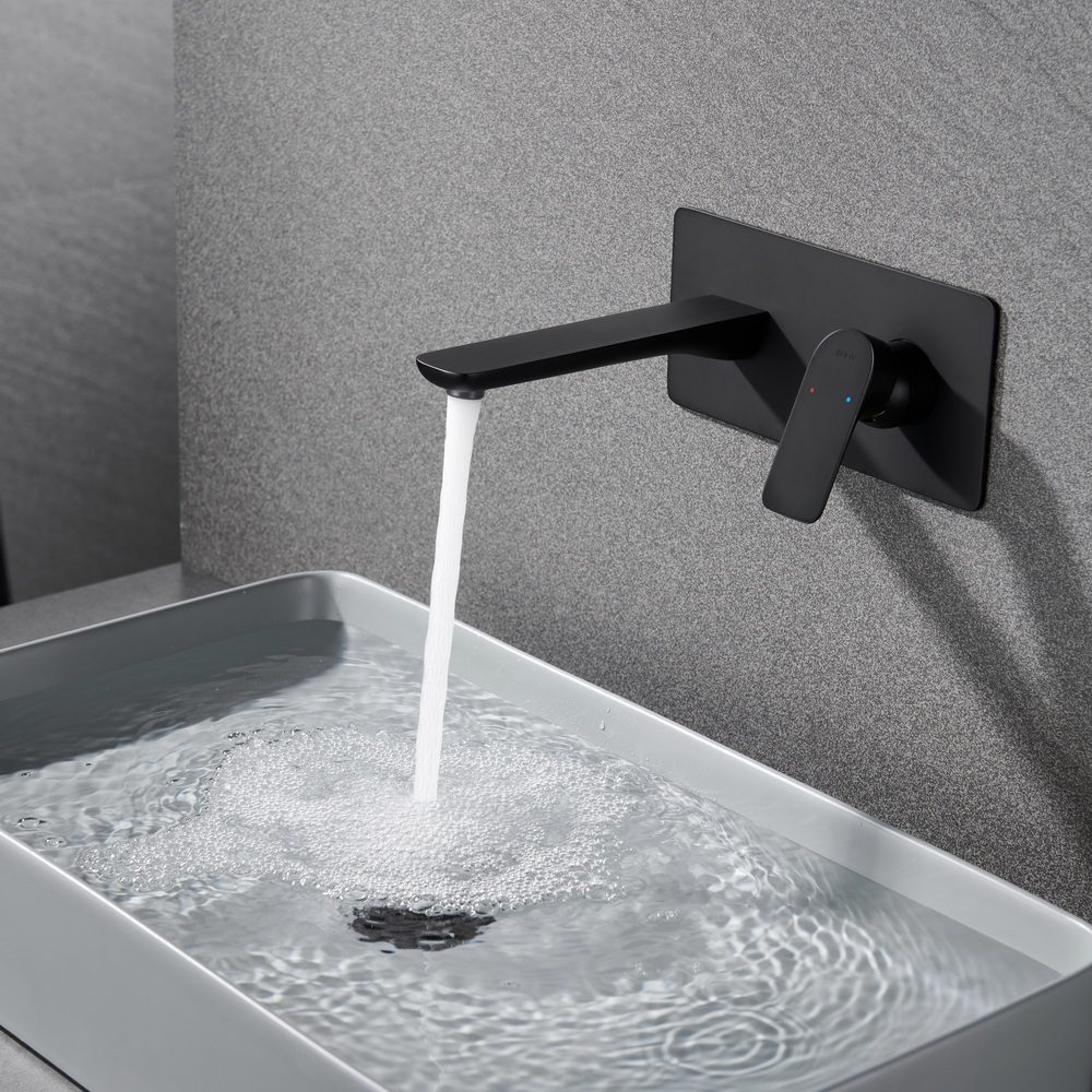 Встраиваемый смеситель для раковины Black&White Universe черный матовый (UK8306B)