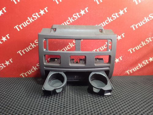 Консоль панели приборов 2018г