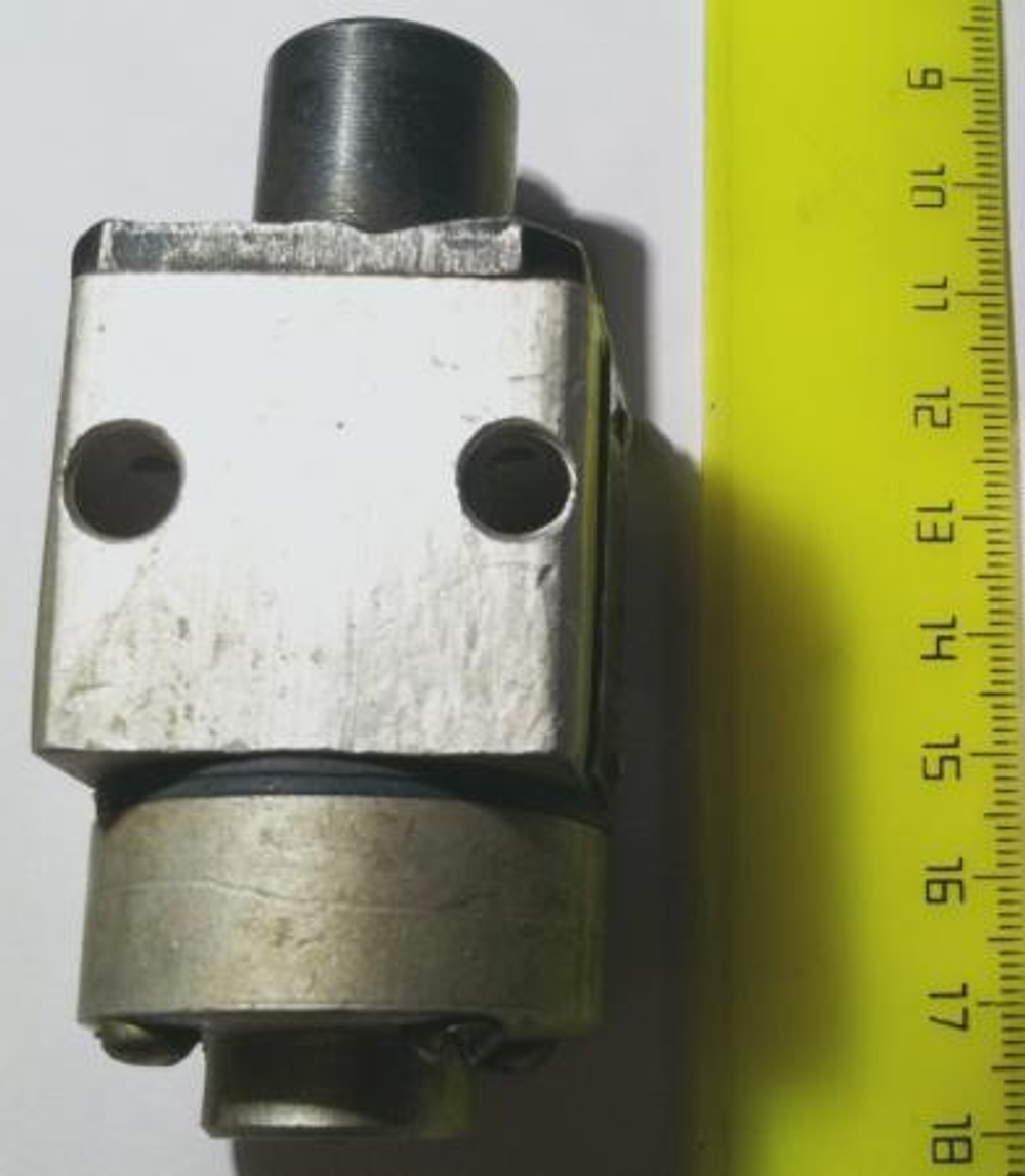 Клапан трехходовой В76-21