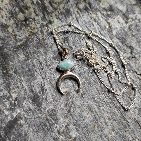 Подвеска ЛУННИЦА  с цепочкой, ларимар, серебро