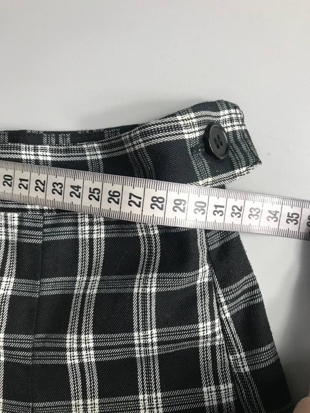 Юбка H&M в модную клетку, маркировка 32, на 38 размер