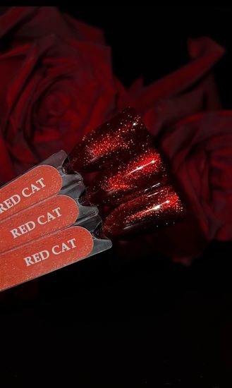 Гель-лак с эффектом кошачий глаз ENIGMA Red Cat 6 мл.