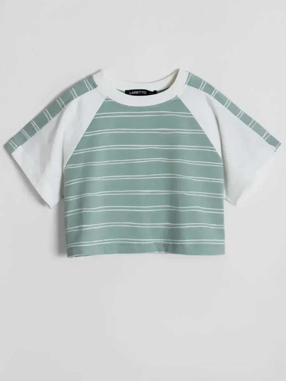 Футболка для девочки укороченная оверсайз