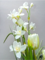 Композиция в напольной вазе "Орхидея"