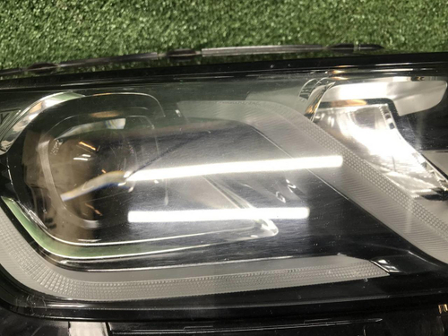 Фара правая Geely Coolray (2019-2024) LED