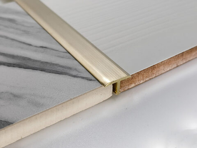 Латунный шлифованный Т- образный профиль с закругленными краями SP