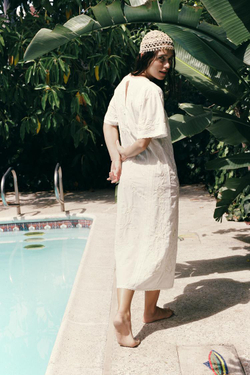 ZARA ШАПОЧКА ИЗ КРУЖЕВА КРОШЕ С РАКУШКАМИ, ЭКРЮ