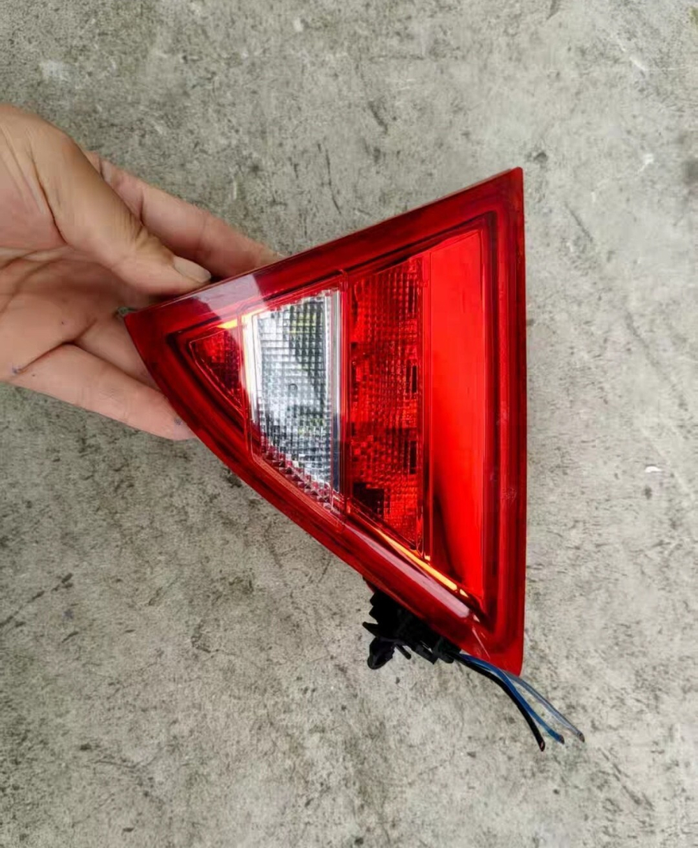 Задние фонари (комплект) для Geely Borui