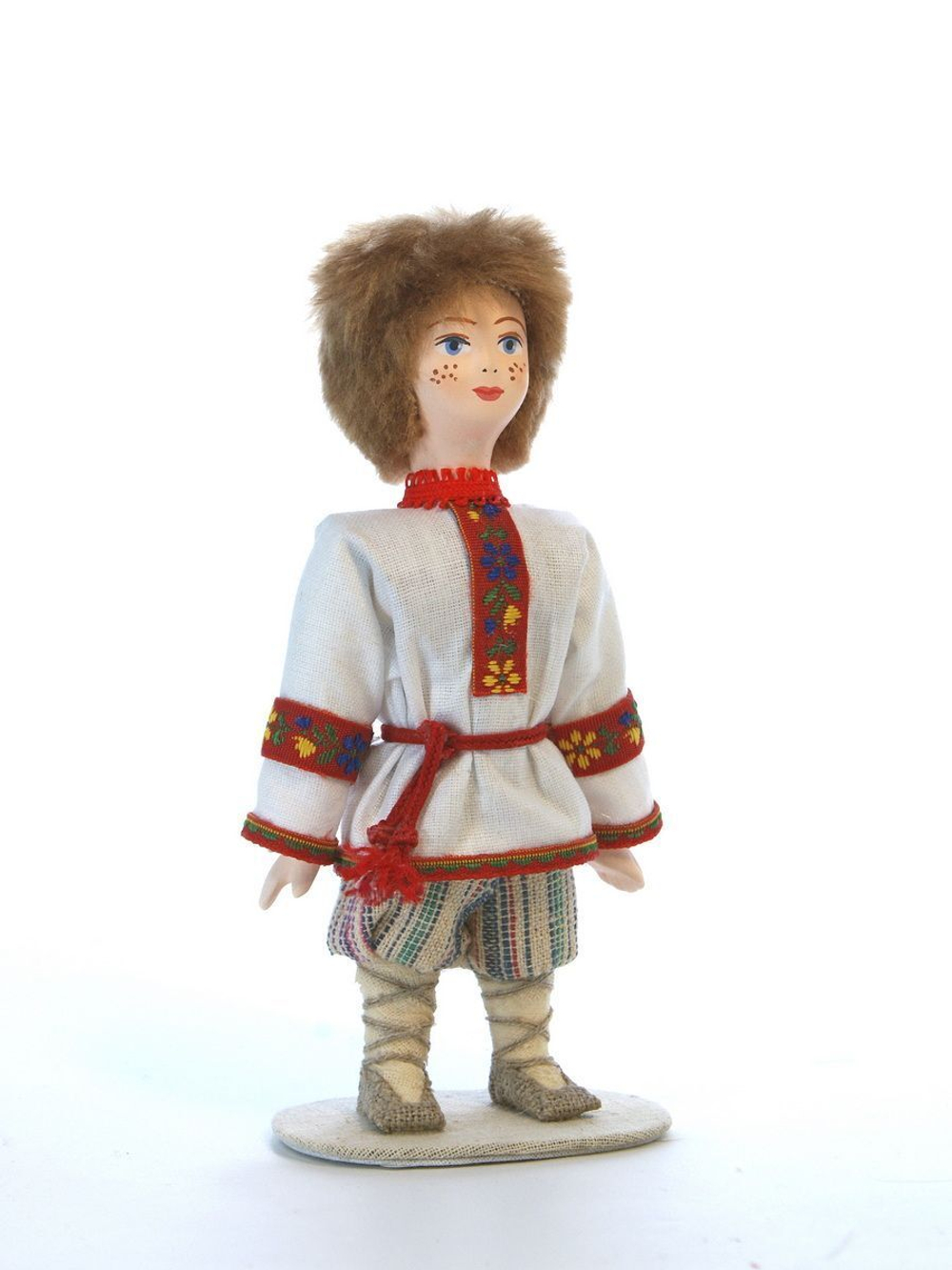 Фарфоровая кукла коллекционная Деревенский мальчик