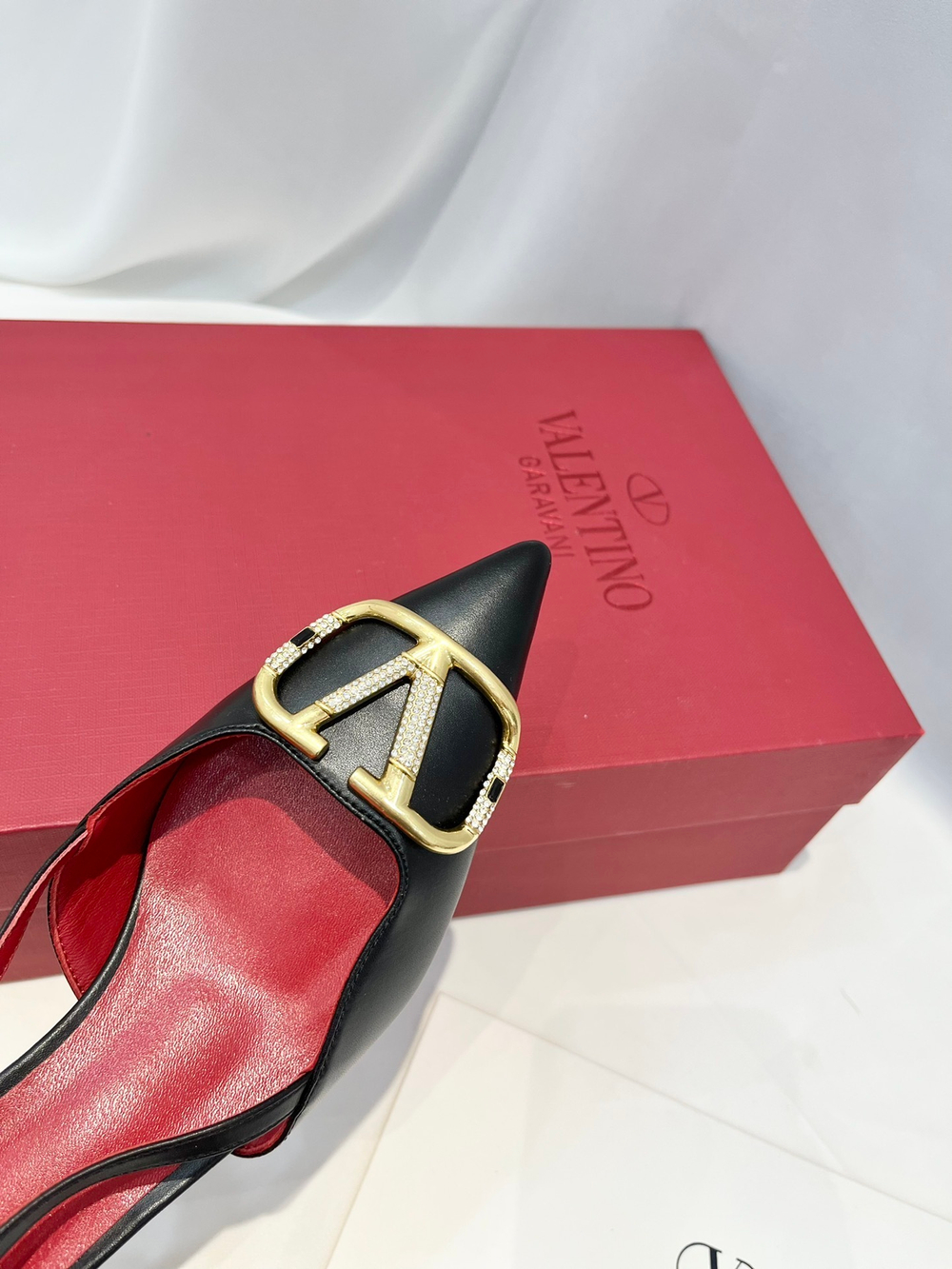 Valentino Vlogo Slingback Pump 4 cm