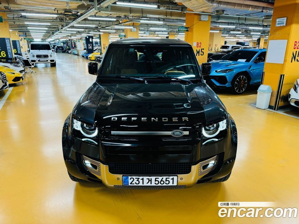 Land Rover Defender (L663) 110 P400 X (08.2023)